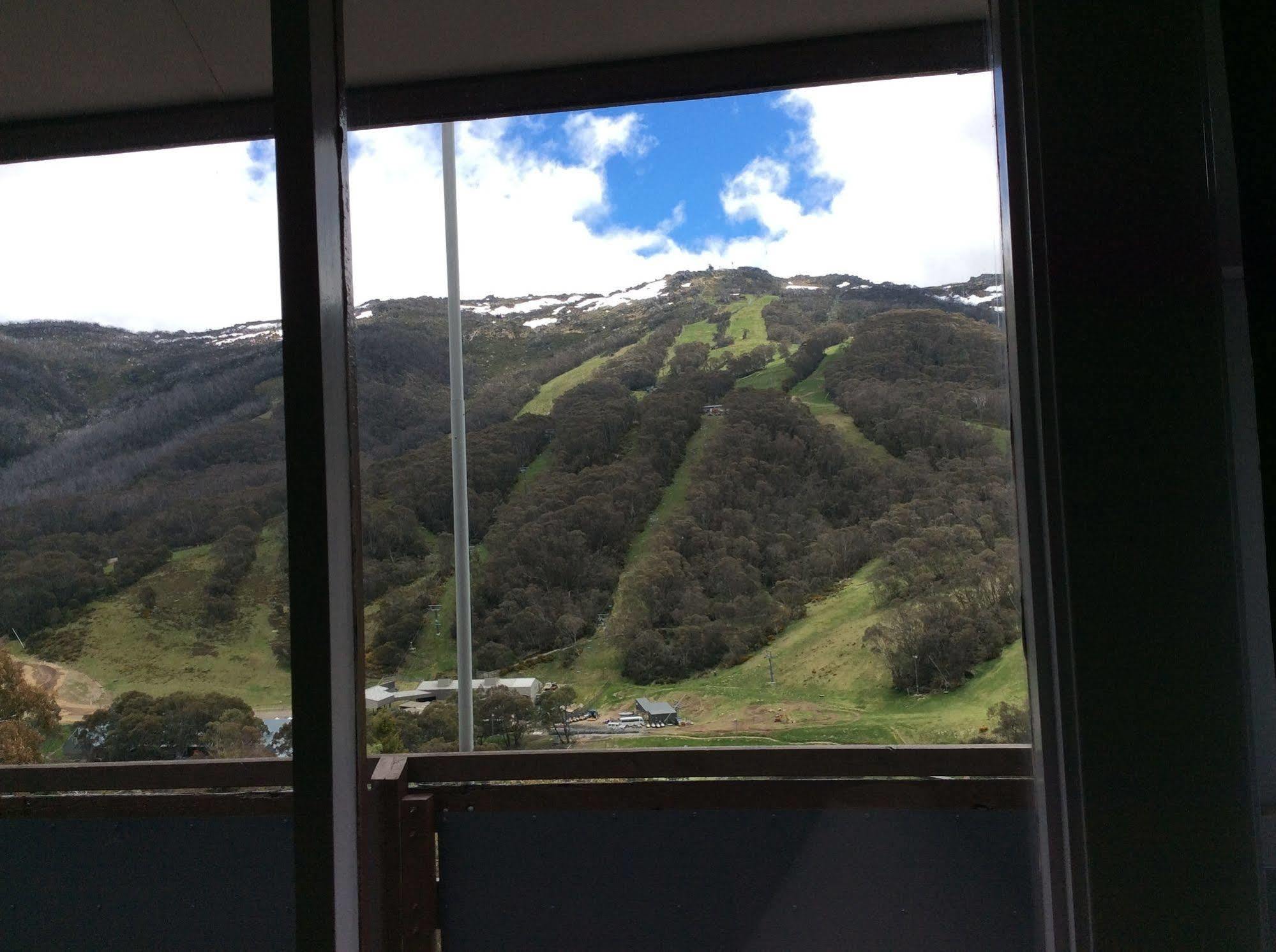 Winterhaus Lodge Thredbo Village Exterior foto